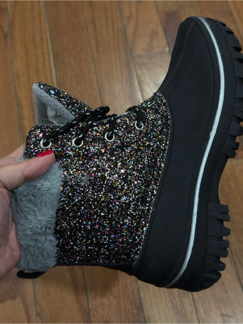 Magellan Outdoors Girls Size 6 Snow Boots #glitter #winter - New
